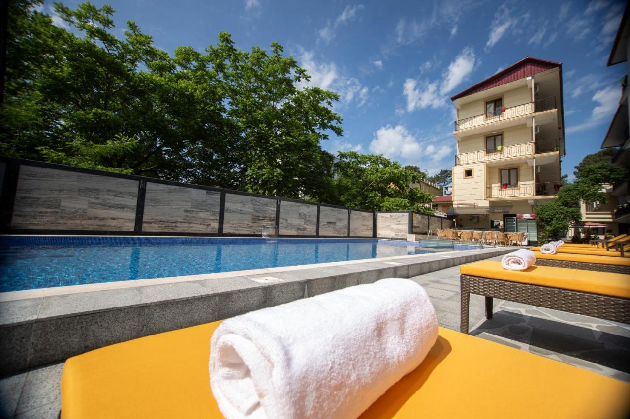Hotel Chveni Ezo Kobuleti Exterior foto