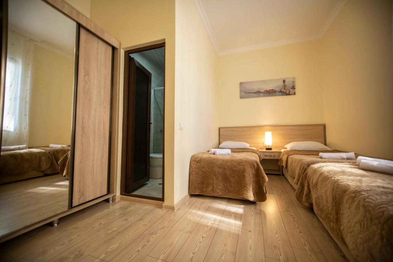 Hotel Chveni Ezo Kobuleti Exterior foto